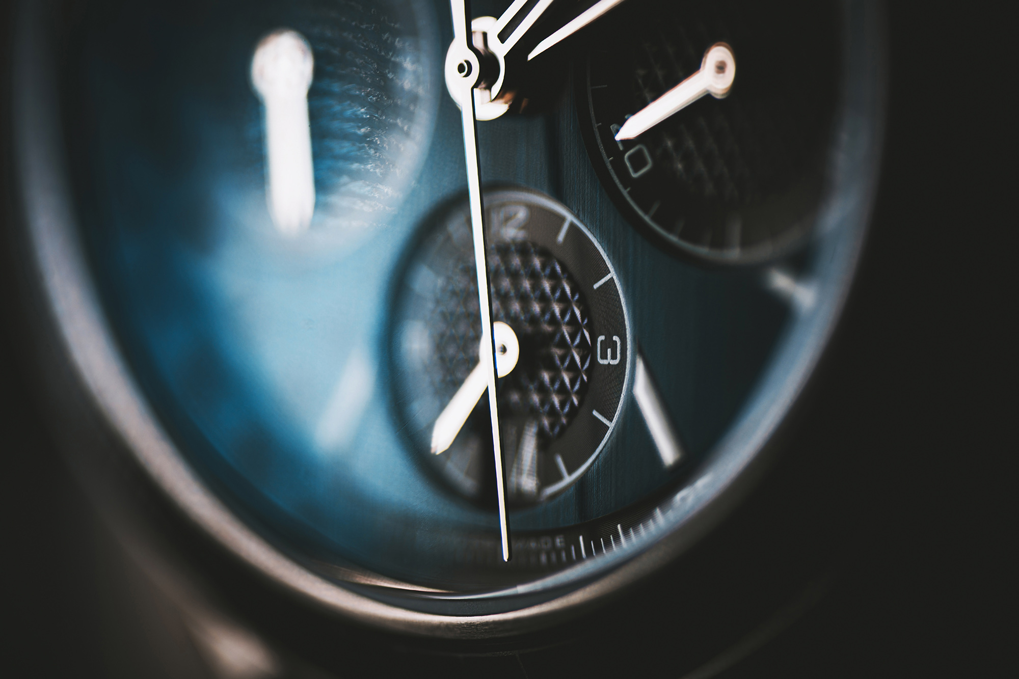 Watch Detail 1246352051 LR RGB Web